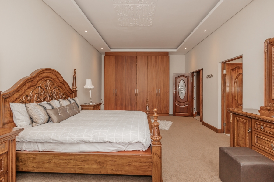4 Bedroom Property for Sale in Baronetcy Estate Western Cape